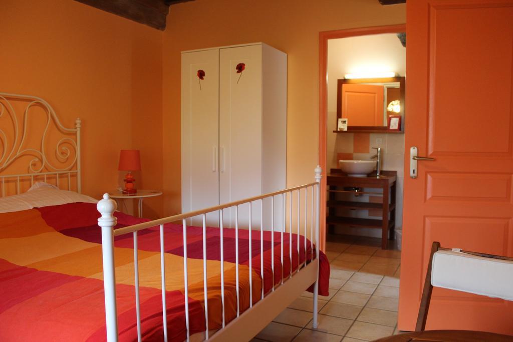 Ferme De La Corbette Bed & Breakfast Cluny Ruang foto