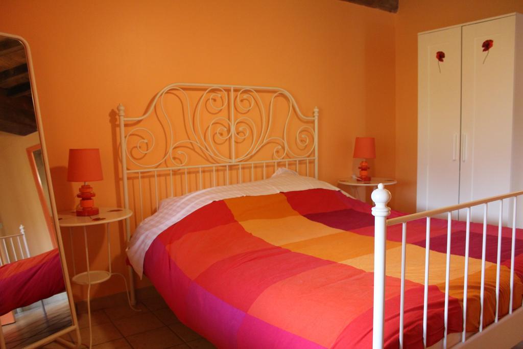 Ferme De La Corbette Bed & Breakfast Cluny Ruang foto