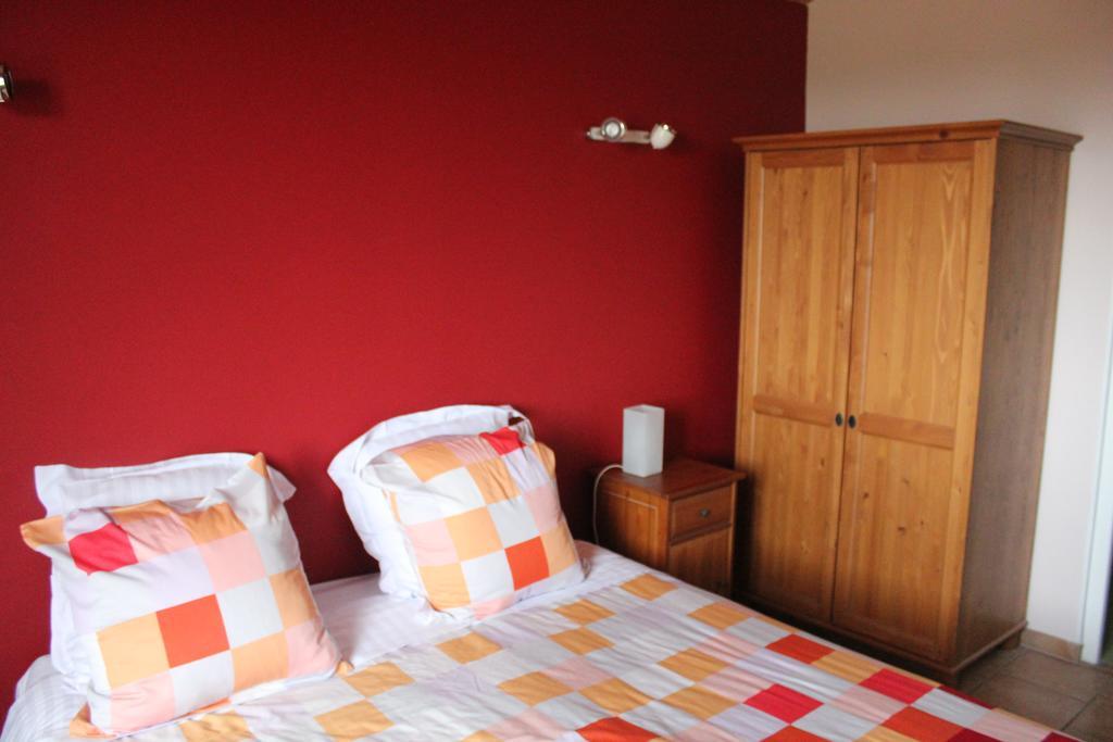 Ferme De La Corbette Bed & Breakfast Cluny Ruang foto